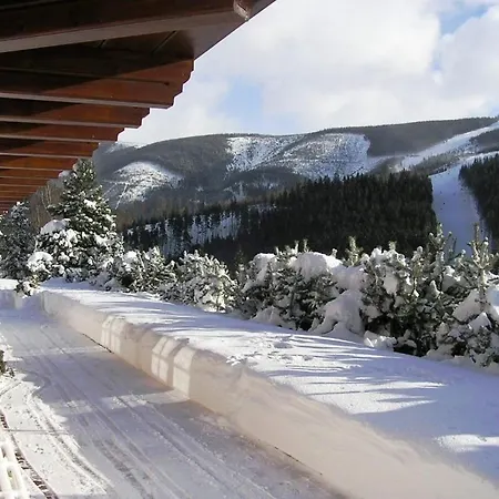 Monte Rosa بيت ضيافة 3*