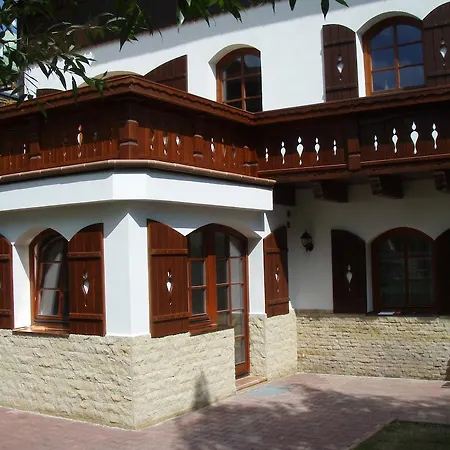 بيت ضيافة Monte Rosa 3*