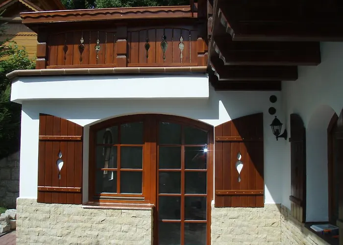 Monte Rosa بيت ضيافة 3*