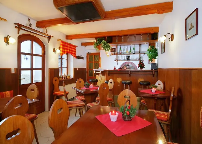 Monte Rosa بيت ضيافة 3*